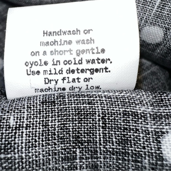 Lisa Bayne Size Small 100% Linen Top - Picture 3 of 6